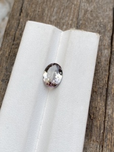 อัญมณีรูปวงรีแทนซาไนต์ธรรมชาติที่มีหลายสีและแวววาวแวววาว zoisite Tanzanite Loupe 2.33สะอาดกะรัตสำหรับเครื่องประดับ - Product Image 2