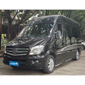 Off-Road Adventures RV Camper Van avec Cuisine pour Camping Caravan Air and Water Travel - Product Image 3