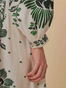 Recién llegado, vestido ucraniano, diseñador de moda, vestido largo, Base verde, bordado, algodón, bordado ucraniano, es cómodo de llevar - Product Image 2