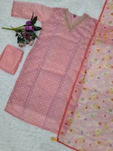 เสื้อผ้าแนวพื้นเมืองเย็บปักด้วยผ้าไหมลายจุดเสื้อผ้าสำหรับใส่ไปงานปาร์ตี้ - Product Image 2