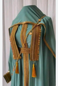 Diseño de Abaya de Boda Marroquí de Lujo con Bordado Intenso y Tela de Terciopelo de Primera Calidad, Diseño de Abaya Hecho a Medida - Product Image 3