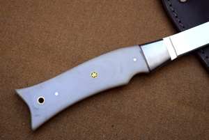 Couteau de cuisine fait à la main avec filet en acier au carbone manche en micarta blanc cadeau de qualité bricolage OEM personnalisable pour la fête des pères. - Product Image 3