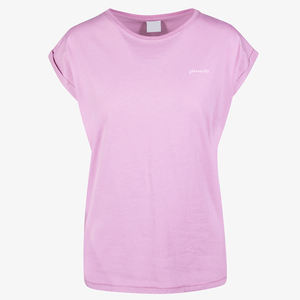 Camiseta de mujer estilo Henley de calidad premium con detalle de botones y tela suave para un aspecto clásico y atemporal de GLOVES City - Product Image 4