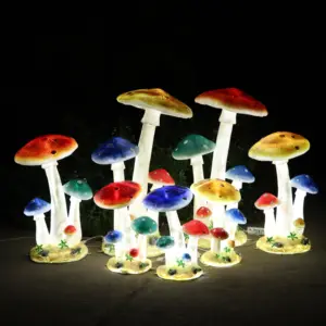 Statue de fée lumineuse pour décor Sculpture de champignon rougeoyant Grand champignon de décoration de jardin pour affichage