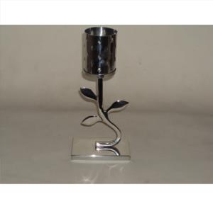 Nouveauté : Porte-bougie en métal pour la décoration de table de dîner d'hôtel, porte-bougie célèbre à prix de gros - Product Image 6