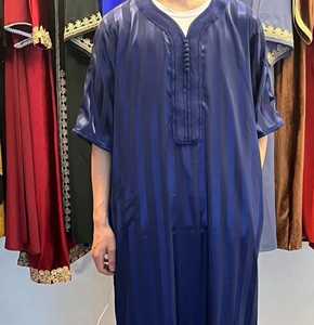 Belle robe musulmane en couleur bleue Offre un service OEM Faites votre propre conception personnalisée par Ismail Impex à bas prix et à bas quantité minimale de commande - Product Image 3