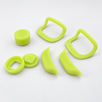 Pièces de protection OEM personnalisées en TPU souple vert, imprimées en 3D par SLS, pour prototypage rapide, avec anneau de fixation et capuchon de protection pour poignée souple