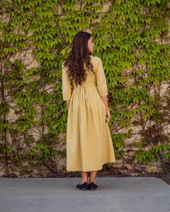 Robe boutonnée bohème Sofia en pur coton, décontractée d'été, occasionnelle, vert poire, vêtements éthiques - Product Image 5