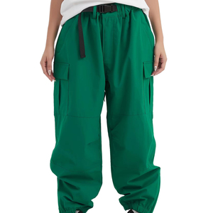 Pantalones de esquí para hombre a precio barato de color sólido pantalones de esquí sueltos transpirables impermeables impresos con logotipo personalizado - Product Image 1