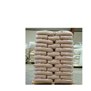 Granulés de bois de qualité supérieure pour systèmes de chauffage professionnels – Pin et hêtre, forme en morceaux, 4500 J par calorie, sacs de 15 kg - Product Image 4