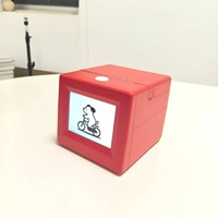 Alat kreatif printer pintar bertenaga suara AI yang secara instan mengubah setiap ide menjadi stiker yang dapat Anda warnai.