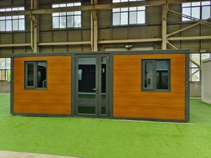 Abri contre la pluie avec panneaux sandwich, prix d'usine, maison conteneur modulaire préfabriquée de luxe, mobile et extensible, pour la <span class=keywords><strong>location</strong></span> hôtelière - Product Image 1