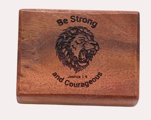 Llavero con Brújula con Incrustaciones de Cobre, Diseño Circular, Ecológico, Ligero, Plegable, Regalo Cristiano Católico para la Primera Comunión - Product Image 2