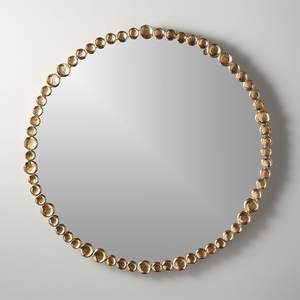 Espejo de pared de metal chic de granja con carácter barnhouse y elementos de Marco terroso para dar la bienvenida a las vibraciones del hogar - Product Image 5