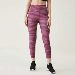 Leggings Deportivos Personalizados con Estampado, Leggings de Yoga sin Costuras con Bolsillos Laterales, Cintura Elástica, Efecto Push-Up, Ropa Deportiva para Mujer, Leggings para Gimnasio y Fitness - Product Image 1