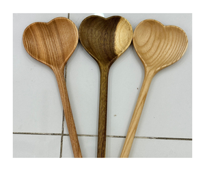 Cuillère à mélanger de service en bois pour la cuisson d'une cuillère en bois créative en forme de coeur - Product Image 1