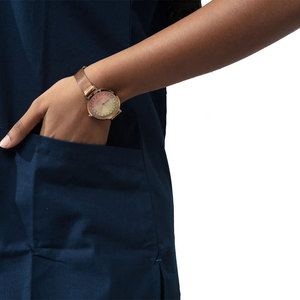 Uniforme médico azul marino para mujer, uniforme de enfermera de hospital de 2 tonos con mangas azul cielo para clínicas de salud y hospitales - Product Image 2