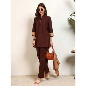 DEEBACO Conjunto de dos piezas para mujer, kurta informal de algodón liso marrón con pantalón con abertura hasta el tobillo y mangas largas - Product Image 1