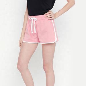 2024 ropa deportiva con logotipo personalizado, conjuntos cortos de sudor corto para mujer, conjuntos de sudaderas y pantalones cortos de 2 piezas para mujer - Product Image 1