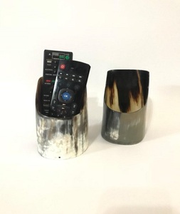 ปากกาเขาควายทำด้วยมือและที่วางรีโมทที่จัดวางของบนโต๊ะทำงานที่หรูหราทนทานเหมาะสำหรับการจัดระเบียบปากกาและรีโมทอย่างมีสไตล์ - Product Image 3