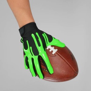 Guantes deportivos de alta visibilidad personalizados para fanáticos del fútbol gaélico American sublimated back Spandex Grip High Sticky Palm transpirable - Product Image 5