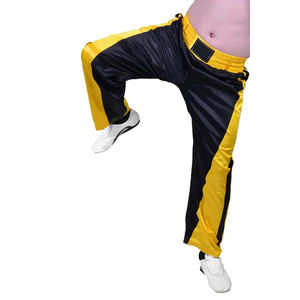 2025 Color amarillo negro Venta caliente Servicio OEM Venta caliente Precio competitivo Fácil de usar Pantalones de Kick Boxing ecológicos - Product Image 6