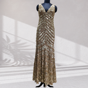 Vestido de noche con cuentas a mano de oro de la mejor calidad, vestido largo con encaje y escote en V profundo para fiesta y uso de moda para venta de exportación - Product Image 1