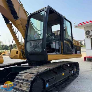 Excavatrice sur chenilles CAT320CL d'occasion de haute qualité, moteur 110KW, capacité de la benne de 0,8m³, bon état - Product Image 1