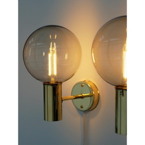 Nouvelle applique murale en laiton et verre magnifiquement conçue pour la décoration intérieure élégante - Product Image 4