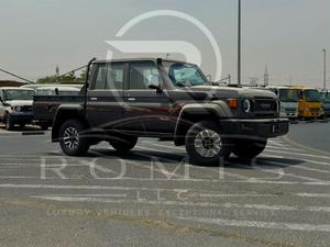 Toyota Land Cruiser Serie 70 VDJ 2026, Pickup Diesel a Doppia Cabina con Cambio Manuale - Product Image 6