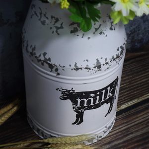 Jarrón de Metal de Diseño Vintage, Tamaño Mediano, Estilo Rústico Francés, Color Blanco - Product Image 3