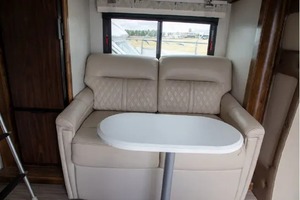 2018 T-i-f-f--i-n Wayfarer 24BW Modèle de caravanes de voyage - Product Image 2