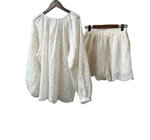 Conjunto Casual de 2 Piezas con Botones de Encaje Vintage Estampado Personalizado para Mujer, Camisa de Alta Calidad de Secado Rápido con Diseño Elegante al por Mayor - Product Image 1