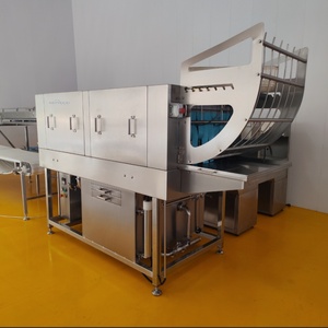 Laveuse <span class=keywords><strong>de</strong></span> caisses et <span class=keywords><strong>de</strong></span> paniers en plastique pour boîtes <span class=keywords><strong>de</strong></span> manutention, utilisée en usine alimentaire - Product Image 1