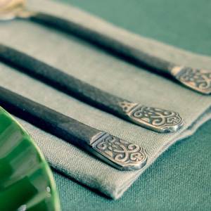 Ensemble de couverts de luxe en relief de couleur noire avec miroir en acier inoxydable pour la décoration de mariage en Inde aux prix de gros - Product Image 6