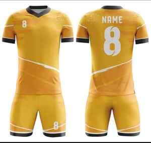 Camiseta de fútbol para jóvenes con logotipo de equipos personalizados al por mayor, camiseta de fútbol de tela de malla lisa en blanco, uniforme de fútbol OEM para hombres y niños, camiseta - Product Image 1