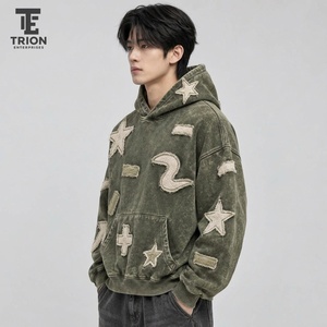 Sweat à capuche brodé pour homme, effet délavé, offre une douce chaleur, un toucher texturé et une broderie fine pour un style décontracté polyvalent. - Product Image 2