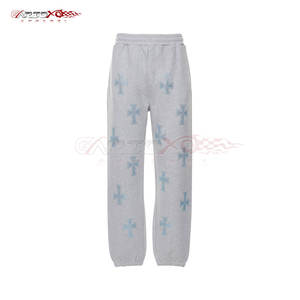 Chándal elegante para mujer con paneles de diamantes de imitación y acabado ligero para declaraciones audaces Chándal de dos piezas con diamantes de imitación - Product Image 3