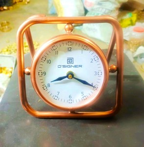 Reloj de escritorio de cuarzo con números romanos de Metal de estilo antiguo decoración para el hogar y la Oficina B - Product Image 3