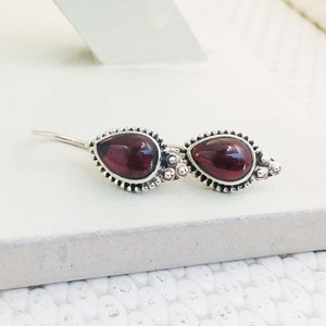 Conception populaire grenat pierres précieuses 925 boucles d'oreilles en argent Sterling bijoux vente en gros en ligne en argent Sterling poire forme pierres précieuses boucles d'oreilles - Product Image 2