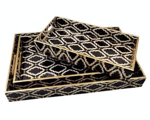 Lot de 3 plateaux en bois MDF imprimés noirs faits à la main, finition brillante décorative pour hôtels et restaurants - Product Image 1