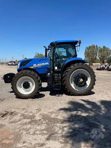 2023ใหม่-ฮอลแลนด์ T7.260 | รถแทรกเตอร์ฮอลแลนด์มือสองใหม่พร้อมโซลูชันที่คุ้มค่าต่อชั่วโมงสำหรับเกษตรกรรถแทรกเตอร์ฮอลแลนด์ใหม่ - Product Image 2