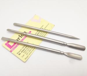 Pousse-ongles en acier inoxydable à double extrémité pour enlever les cuticules Bâtons de manucure personnalisés de marque privée Outils d'art des ongles CE réutilisables - Product Image 1