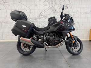 Disponible NT1100 1,084cc sofisticado (Motocicleta) - Product Image 5