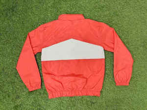 Ensemble coupe-vent personnalisé de haute qualité pour hommes, short en nylon, survêtement d'entraînement imperméable et respirant à coupe décontractée - Product Image 4