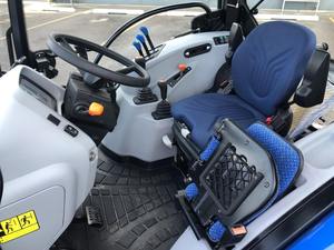 Tractor Agrícola Work Master 60 2024, 100HP, 4WD, Caja de Cambios con Componentes Centrales: Bomba, Cojinete, Motor - Product Image 2