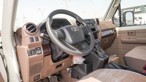 Toyota Land Cruiser Pick Up TOYOTA LC79 PICKUP S/C 2.8L Diésel A/T, Bloqueo de Diferencial, MY25 - Product Image 4