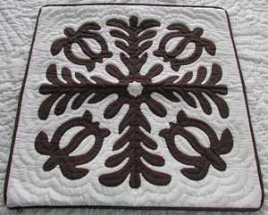 Premium Quality 100% Hand Embroidered Hawaiian <b>Quilts</b> <b>Throw</b> Pillow Cushion Cover Wholesale tortoise print multicolor options - Product Image 5