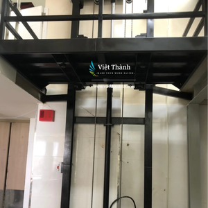 Ascenseur hydraulique d'ascenseur de cargaison d'exportation standard 0,5 tonnes 5M garantie d'équipement de levage de première qualité de marchandises 1 an de mécanique en Asie - Product Image 1