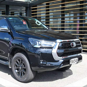 Oferta con Descuento, Toyota Hilux SR5 2022, Doble Cabina, 2.8 Diésel Turbo, 4x4, Camioneta Usada, Volante a la Derecha, Bajo Kilometraje - Product Image 1